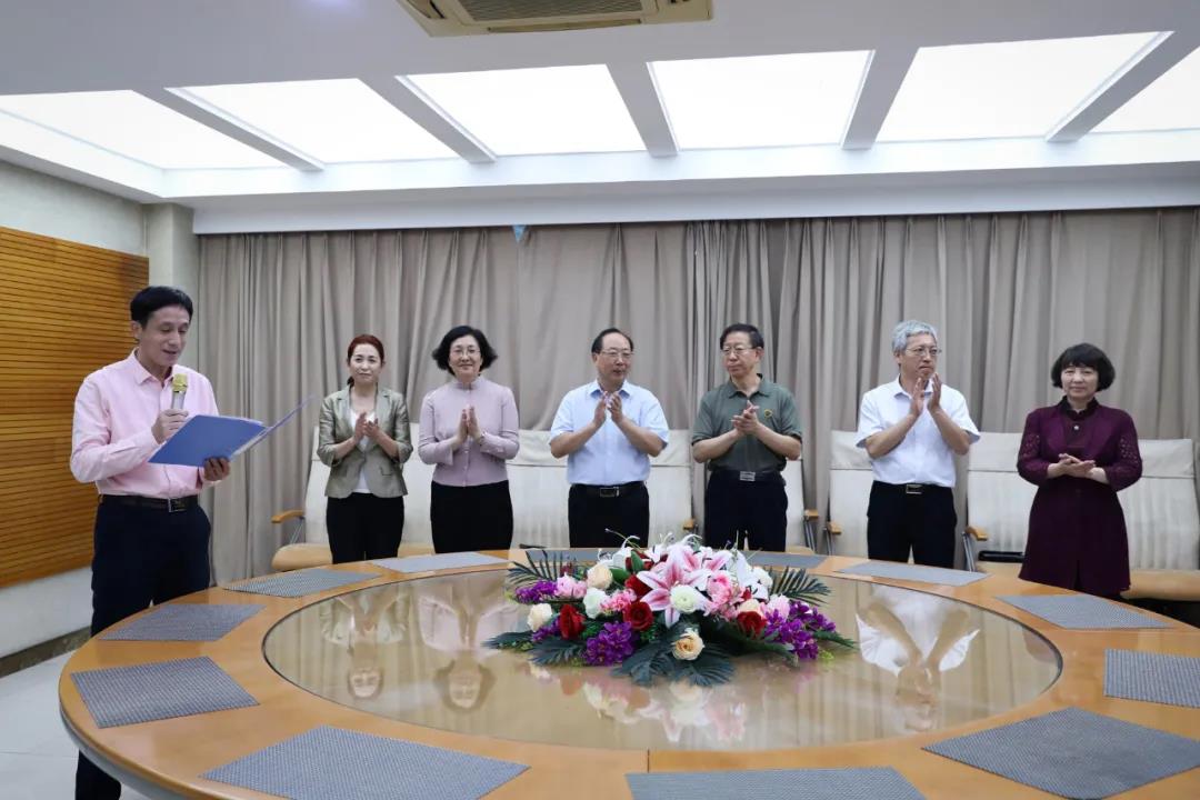 学校举办2021年教师节庆祝活动